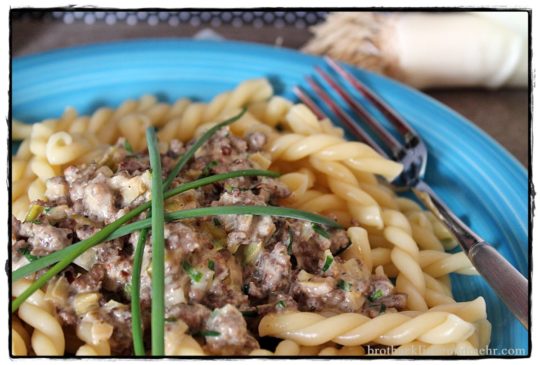 Pasta in Lauch-Käsesoße mit Hackfleisch - Brotbackliebe ... und mehr