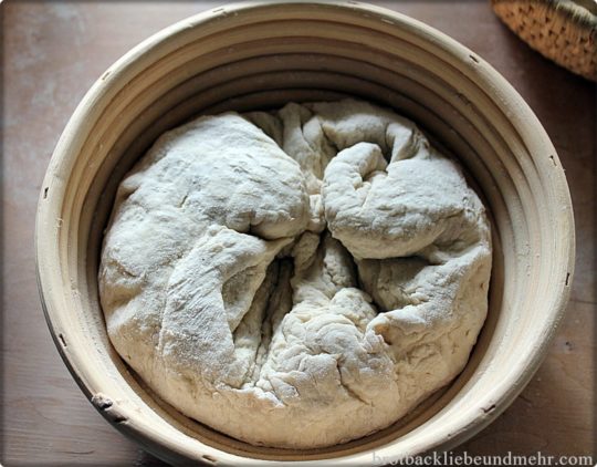 Bauern-Weißbrot mit Sesam - Brotbackliebe ... und mehr
