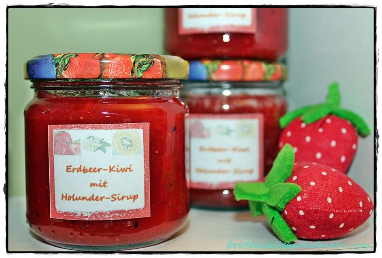 Erdbeer-Kiwi-Marmelade mit Holunderblüten-Sirup - Brotbackliebe ... und ...