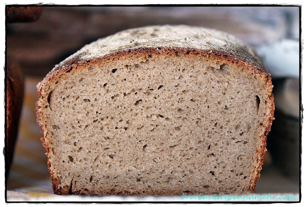Reines Roggen-Sauerteig-Brot - Brotbackliebe ... und mehr