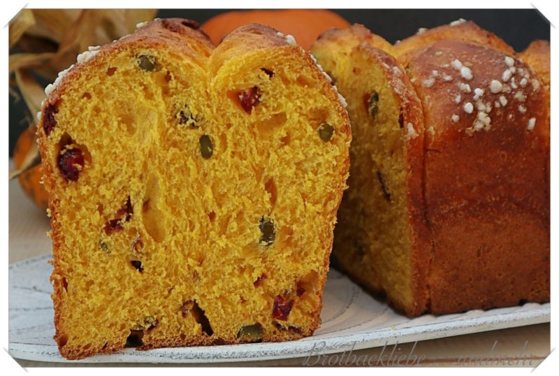 Kürbis-Brioche mit Cranberries und Pistazien - Brotbackliebe ... und mehr