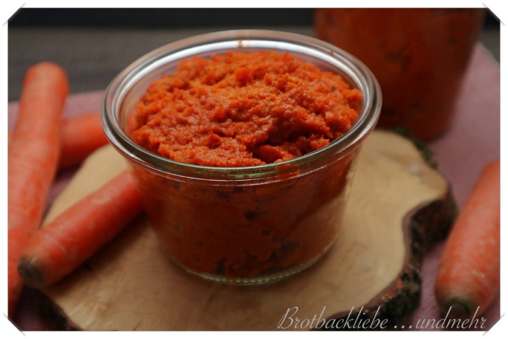 Karotten-Tomaten-Aufstrich - Brotbackliebe ... und mehr