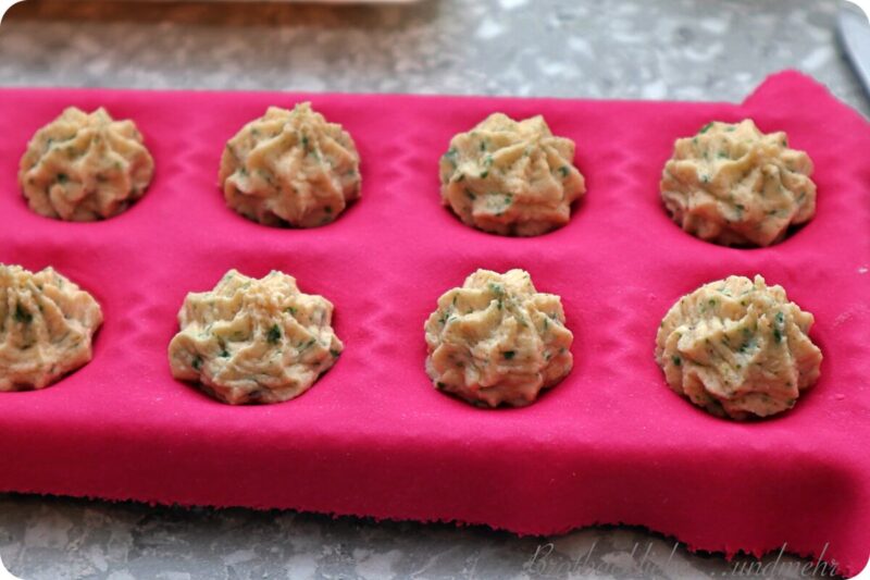 Rote Ravioli mit 4-Käse-Nuss-Füllung - Brotbackliebe ... und mehr
